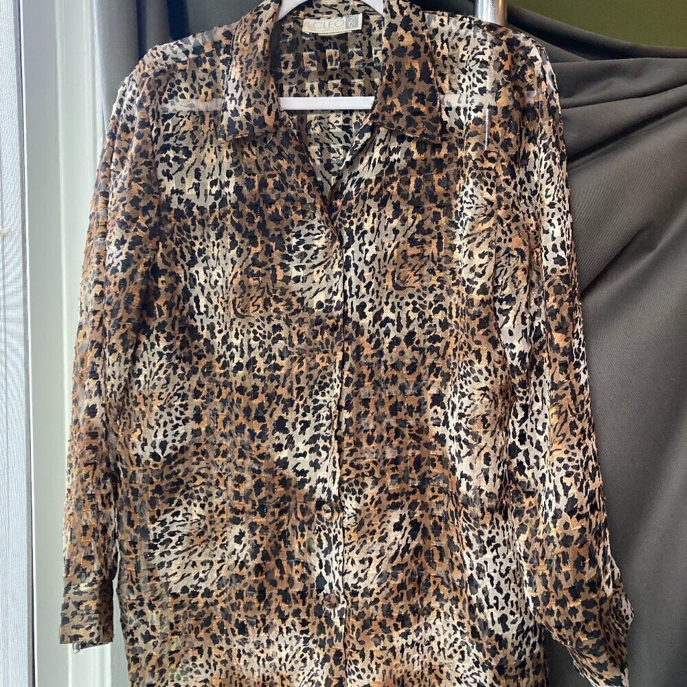 CLEO PETITES LEOPARD PRINT SHEER BUTTON DOWN BLOUSE SIZE MEDIUM